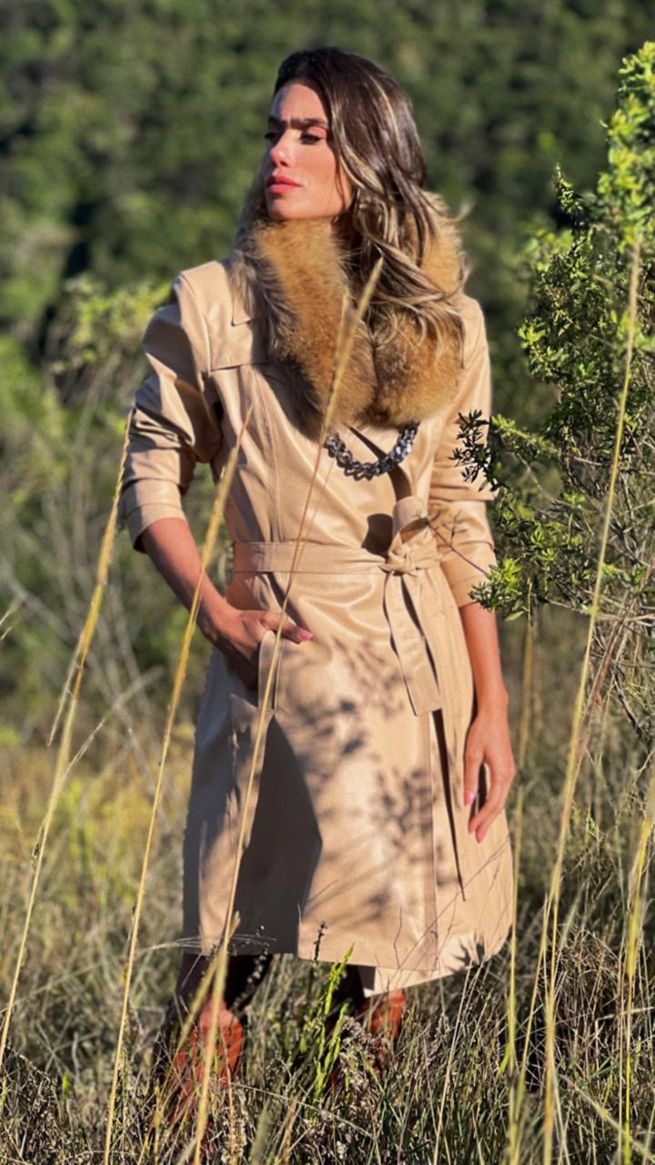 TRENCH COAT DE COURO